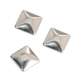 SHAREYDVA　スタッズ メタルスクエア 2mm 50P シルバー